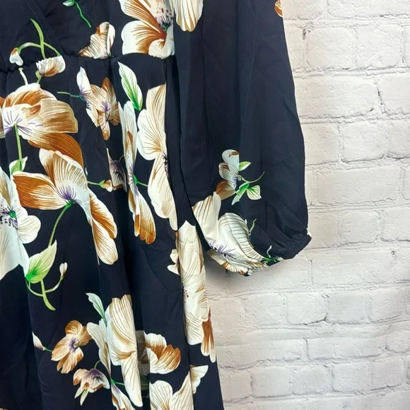 BloomChic Navy Floral Surplice Neck Lantern Sleeve Pocket Dress Size Large 12 - Picture 4 of 7